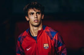 扑克不是记牌游戏（扑克不是靠记牌的游戏）